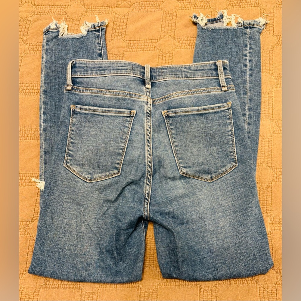 ABERCROMBIE & FITCH - Distressed Jeans - Picture 3 of 7